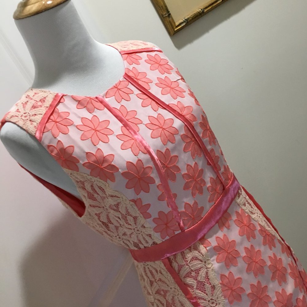 Perfect Satin/Floral Lace Dress - Picture 8 of 12